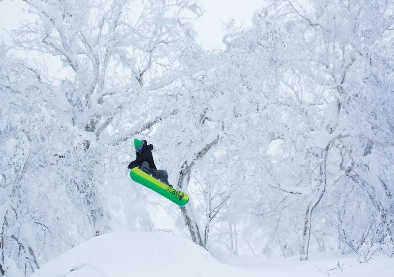 Midtown Niseko Hotell